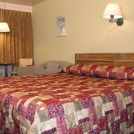 Motel St Moritz Sainte-Agathe-des-Monts Eksteriør bilde